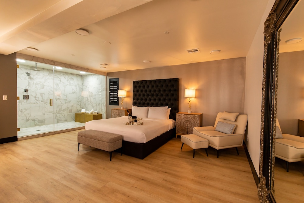 artisan hotel boutique adults only