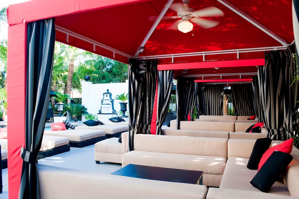 artisan hotel boutique adults only