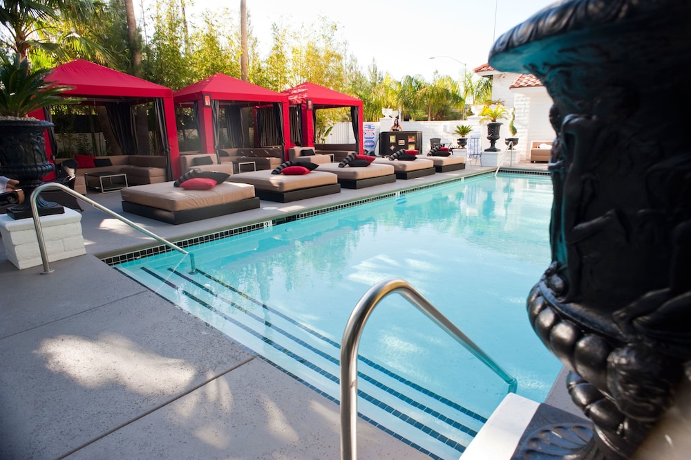 artisan hotel boutique adults only