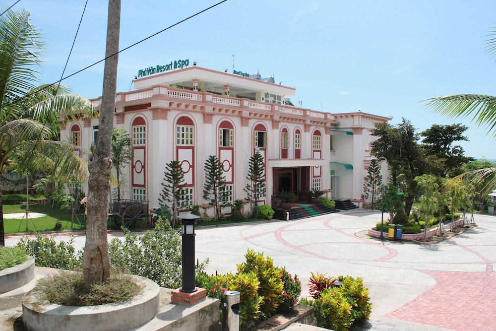 phu van resort and spa