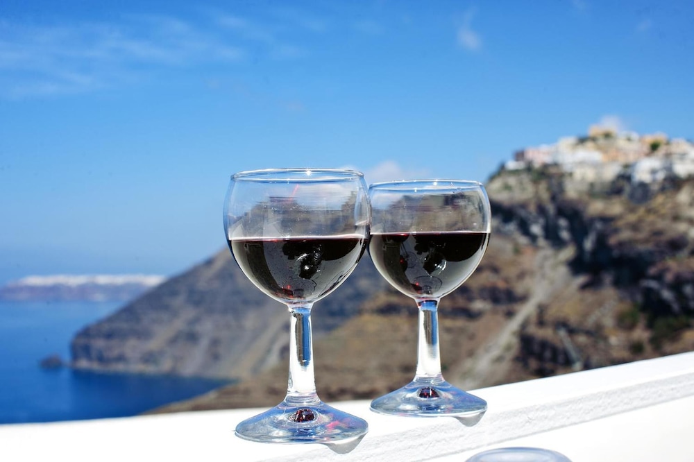 archontiko santorini