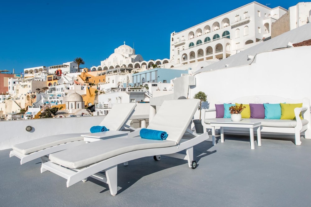 archontiko santorini