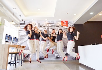 red planet quezon city timog