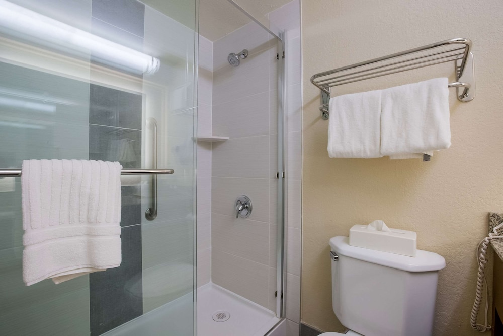 quality inn near princeton