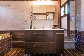 astarte villas kyveli villa