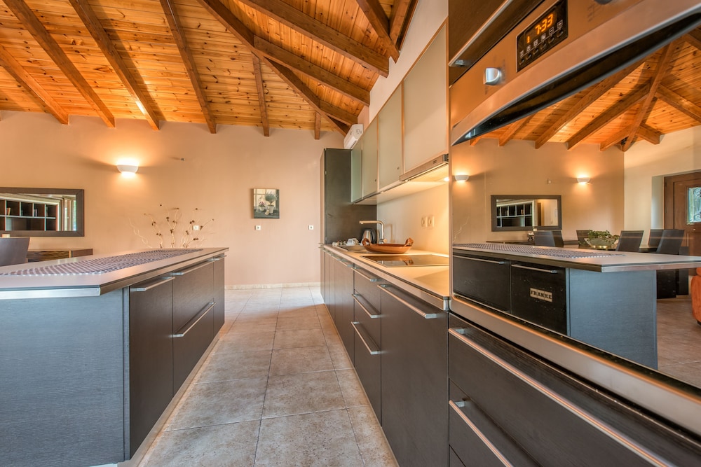 astarte villas kyveli villa