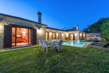 astarte villas kyveli villa