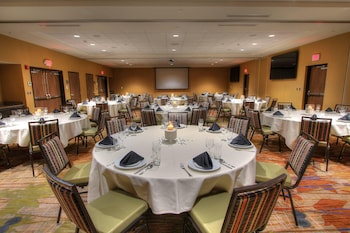 courtyard by marriott gatlinburg downtown