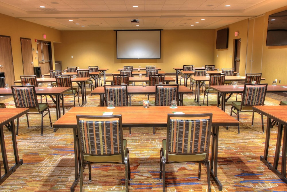 courtyard by marriott gatlinburg downtown