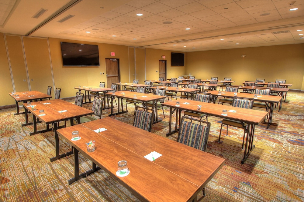 courtyard by marriott gatlinburg downtown