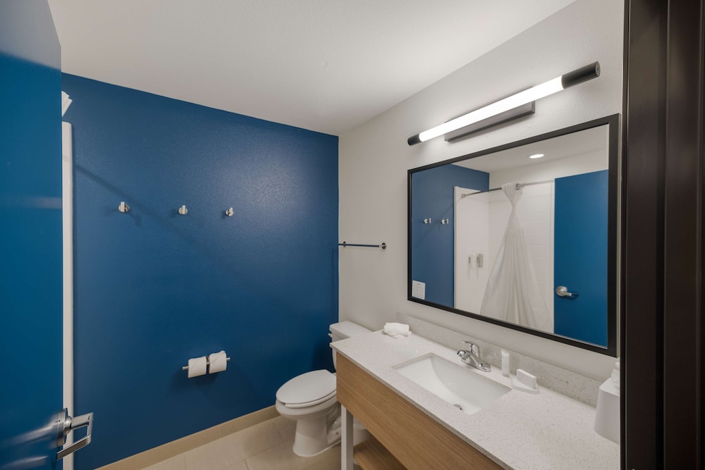 spark by hilton midland south
