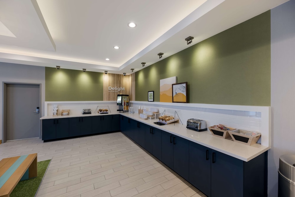 spark by hilton midland south