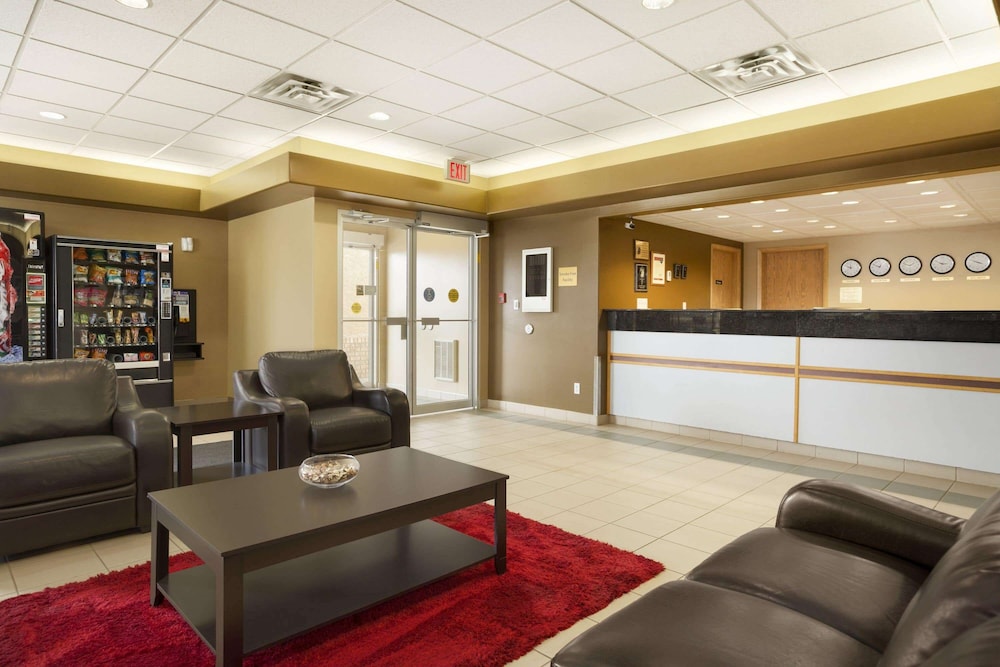 super 8 by wyndham edmonton international airport