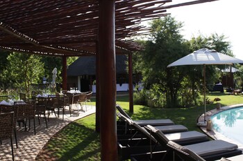 The Blades,Gauteng>>Baviaanspoort,4 star