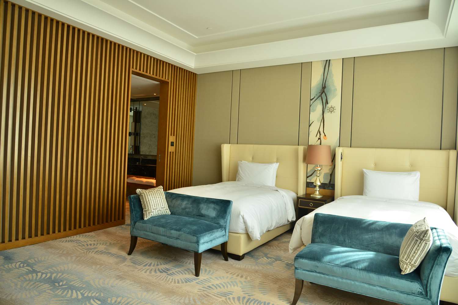 hilton urumqi