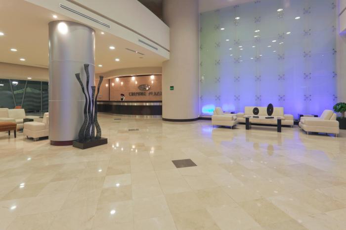 crowne plaza leon by ihg