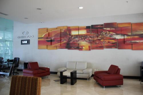 crowne plaza leon by ihg