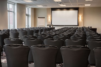 hyatt place kansas city lenexa city center