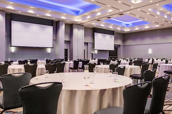 hyatt place kansas city lenexa city center