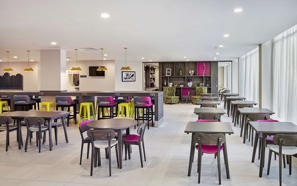 hampton by hilton bristol city centre