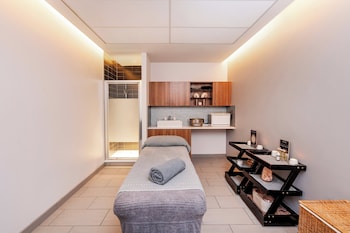 crowne plaza newcastle stephenson quarter by ihg