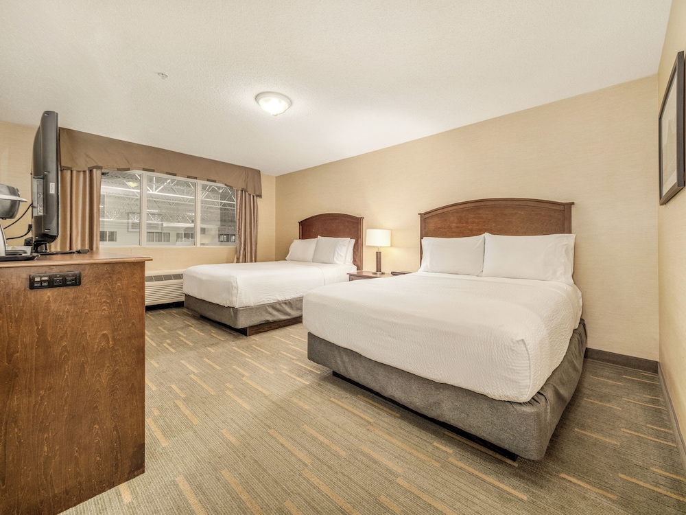 holiday inn lethbridge by ihg