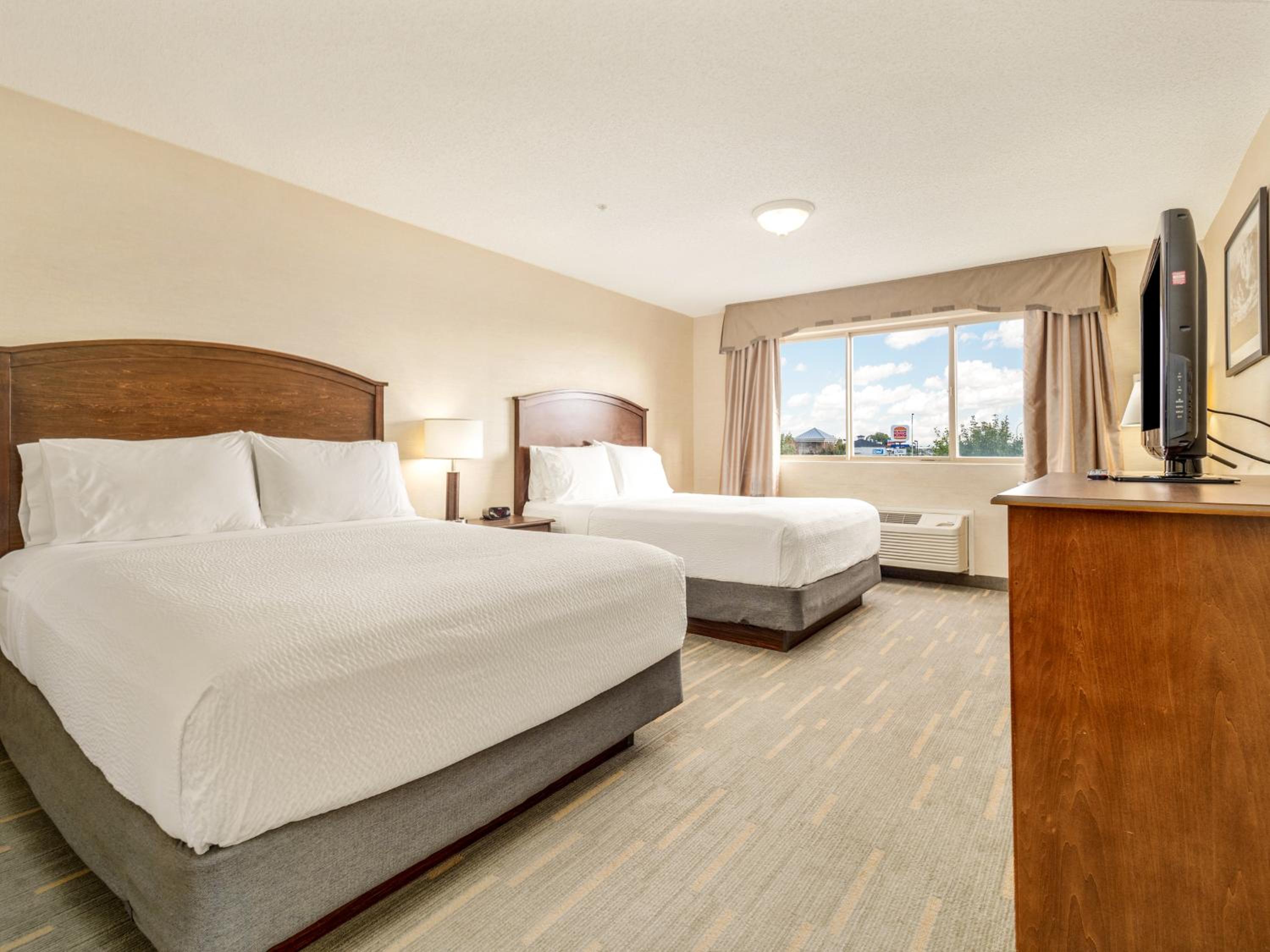 holiday inn lethbridge by ihg