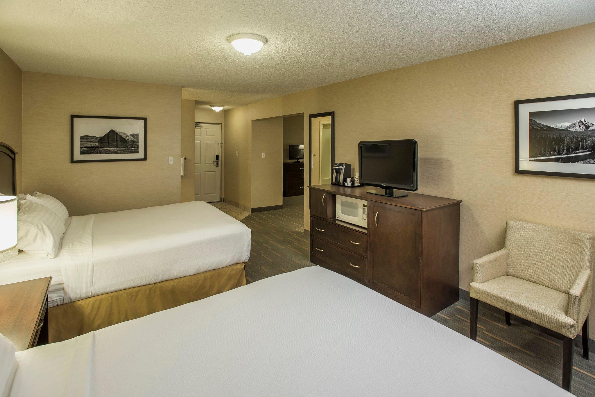 holiday inn lethbridge by ihg