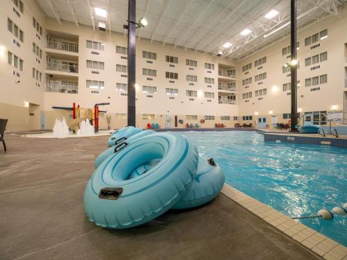 holiday inn lethbridge by ihg