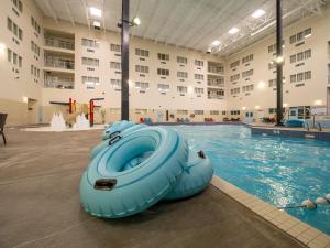 holiday inn lethbridge by ihg