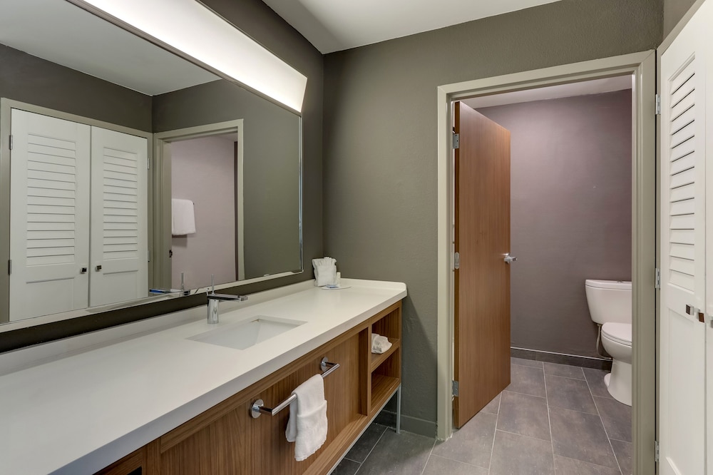 courtyard lexington south hamburg place