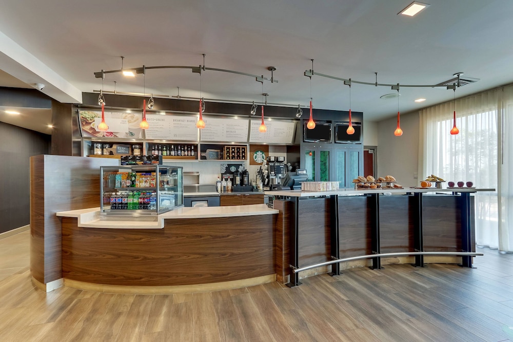 courtyard lexington south hamburg place