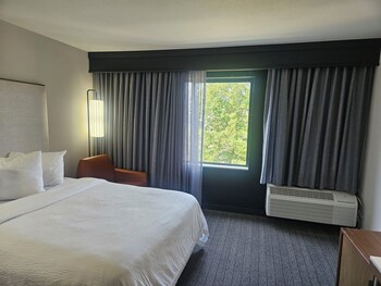 courtyard lexington south hamburg place