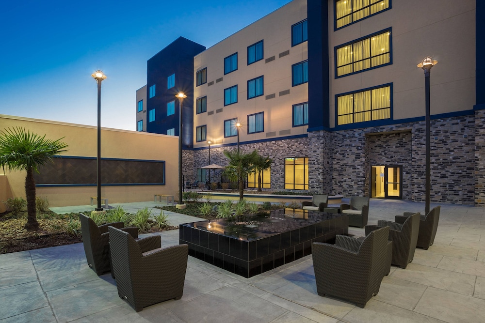 courtyard houston katy mills