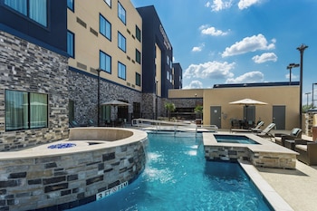 courtyard houston katy mills