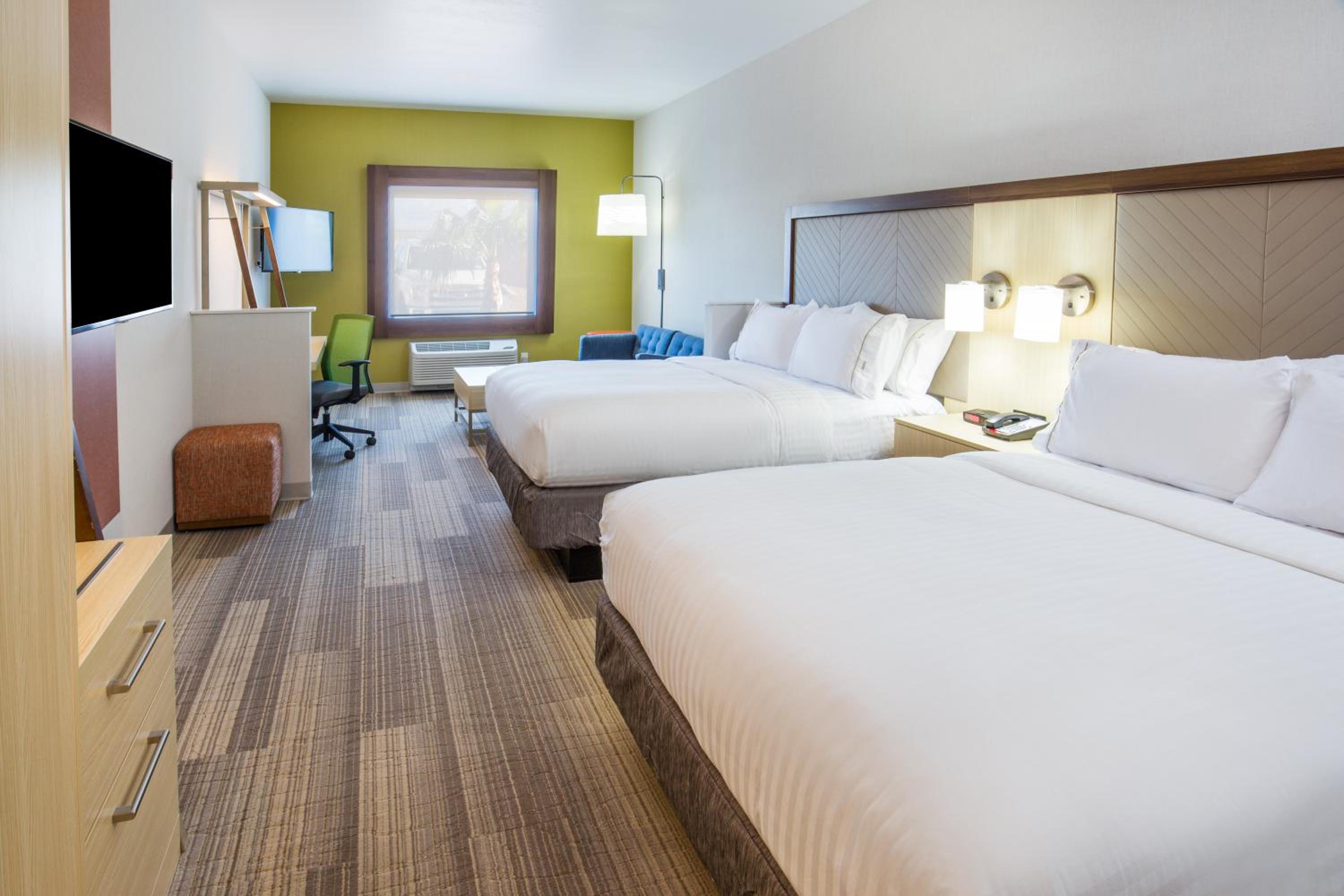 holiday inn express and suites pahrump by ihg