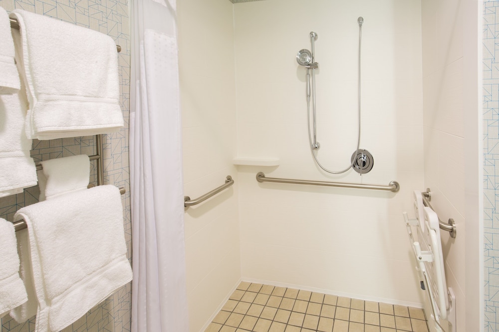 holiday inn express and suites pahrump by ihg