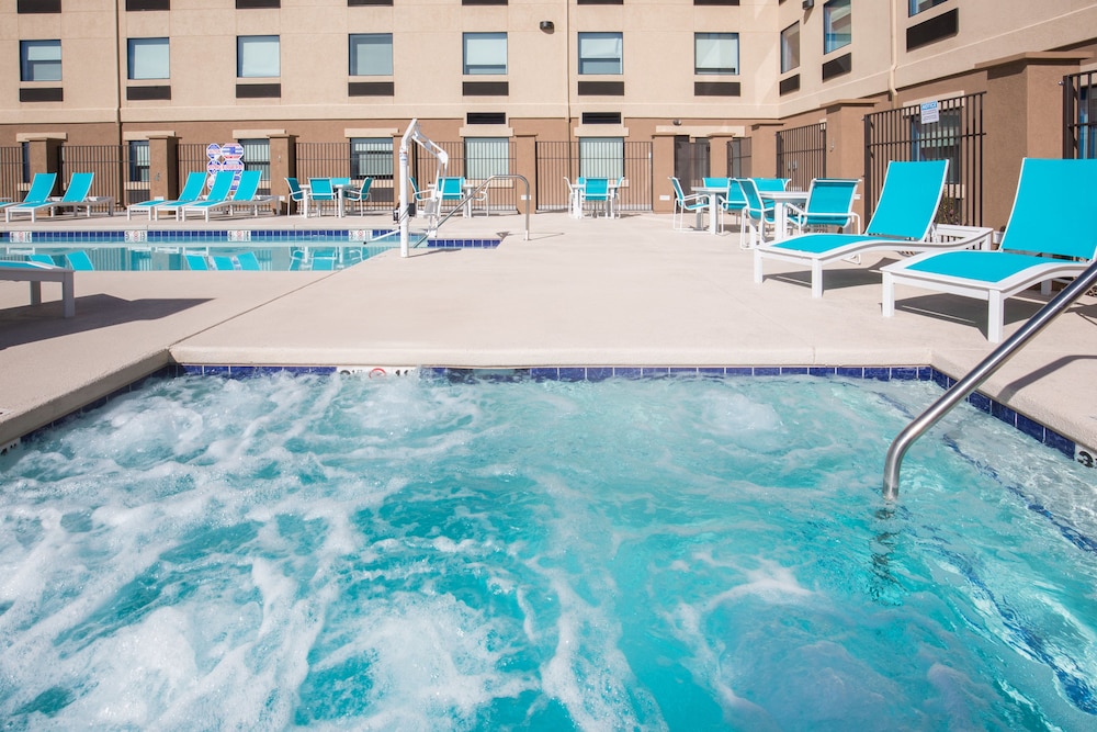 holiday inn express and suites pahrump by ihg