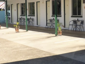 Banjo Paterson Motor Inn,Rosslea>>Cluden,3 star