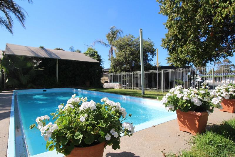 Cobram Colonial Motor Inn,Cobram>>Central Murray,4 star