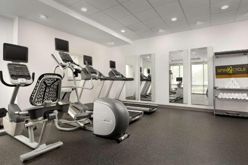 home2 suites by hilton knoxville west