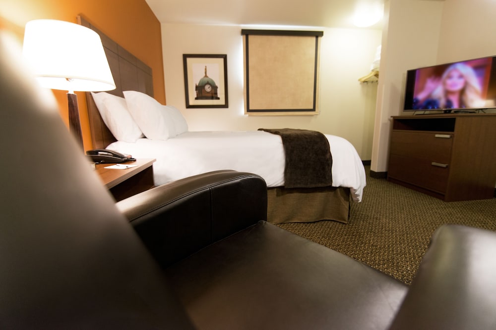 my place hotel jamestown nd