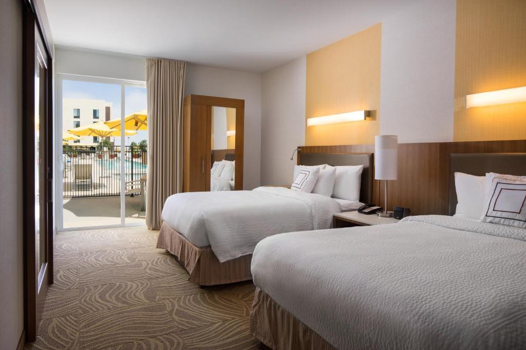 Springhill Suites Los Angeles Burbank/Downtown,Glendale>>Burbank,3 star