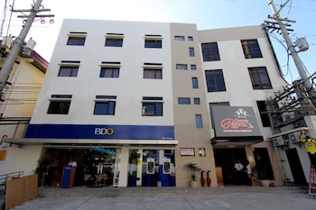 crown regency courtyard resort