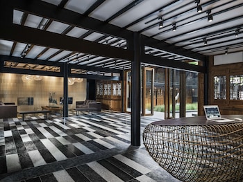 The Temple House,In Chengdu (Jinjiang),5 star