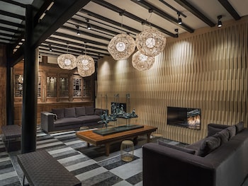 The Temple House,In Chengdu (Jinjiang),5 star