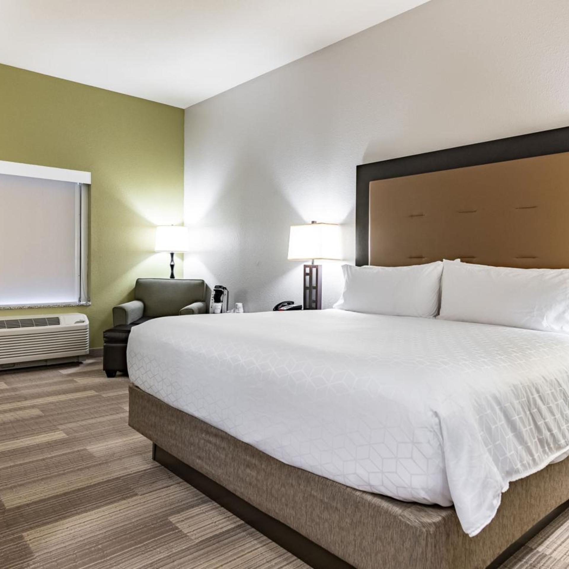 holiday inn express and suites new martinsville by ihg