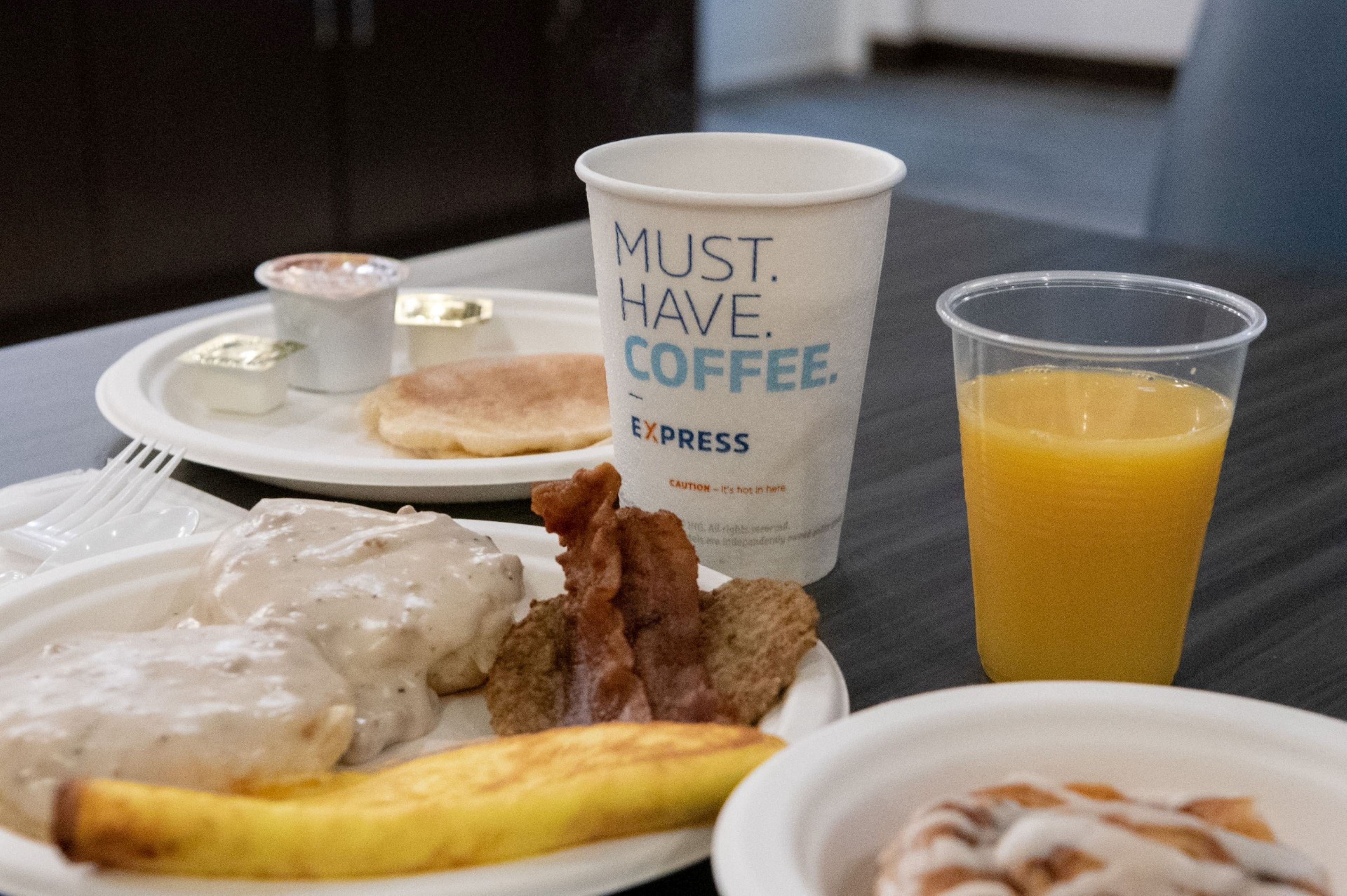holiday inn express and suites new martinsville by ihg