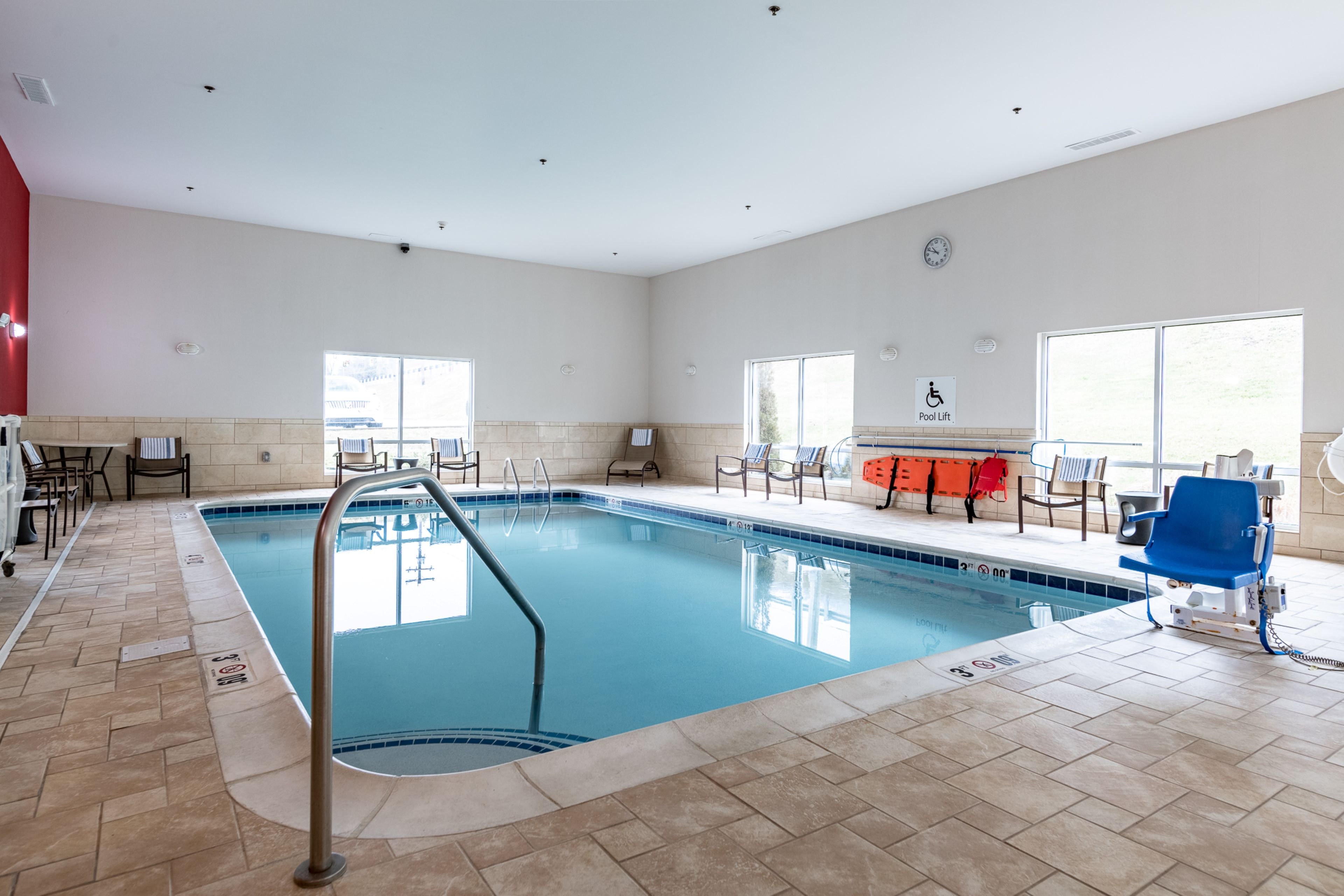 holiday inn express and suites new martinsville by ihg