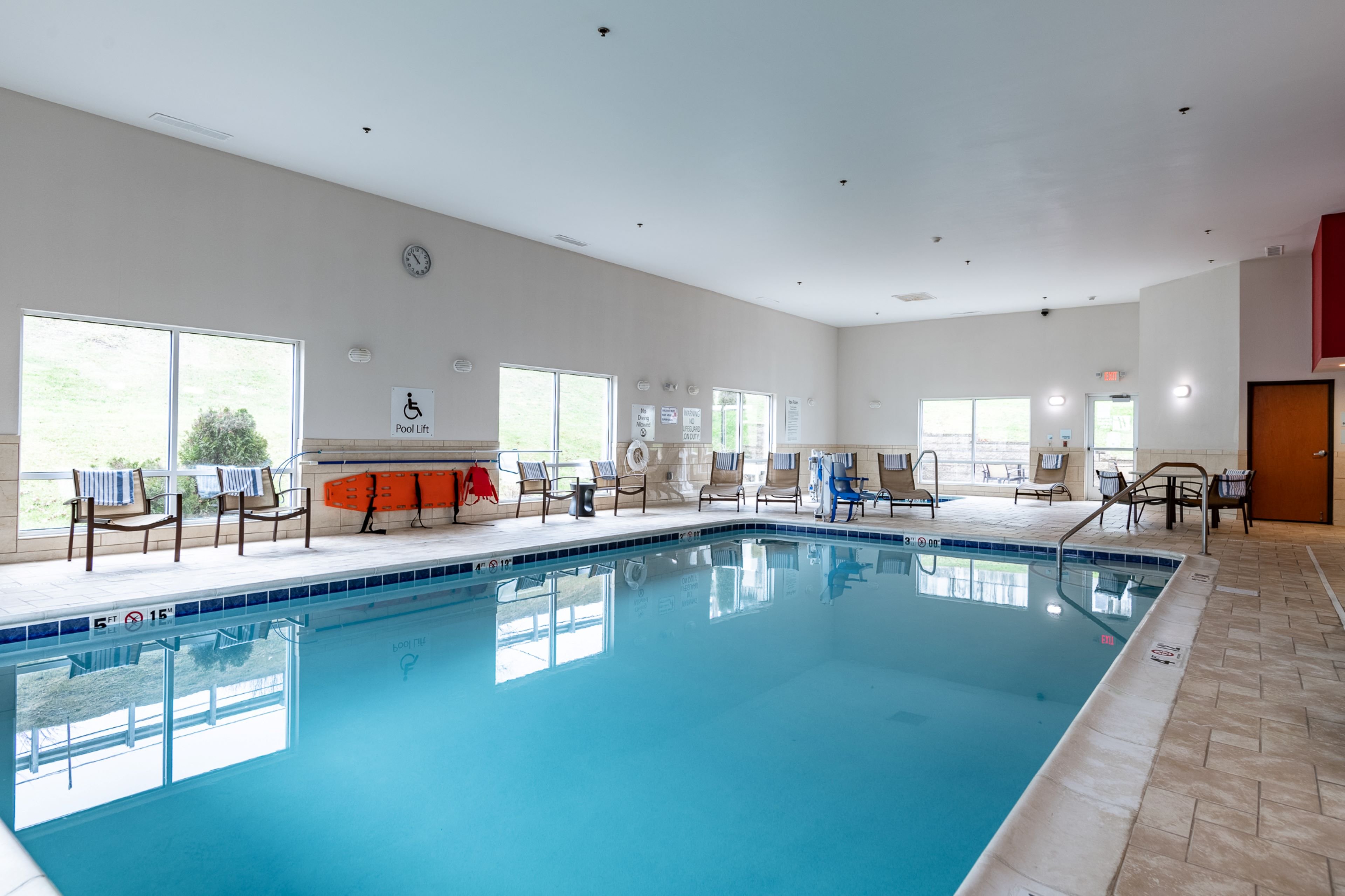 holiday inn express and suites new martinsville by ihg